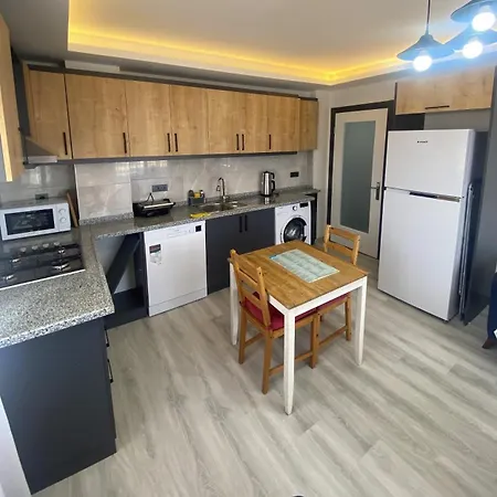 Mavi Restaurant & 3 Appartement