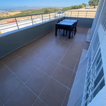 Mavi Restaurant & 3 Appartement *