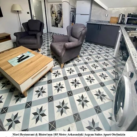 Mavi Restaurant & 3 Apartment *