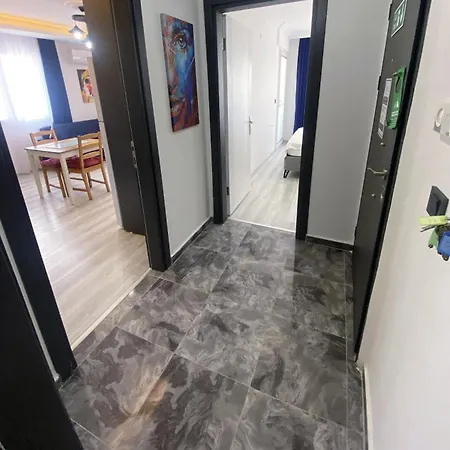 Apartment Mavi Restaurant & 3 *