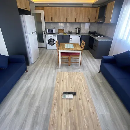 Mavi Restaurant & 3 Apartment *