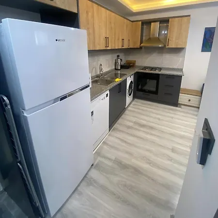 Mavi Restaurant & 3 Apartment